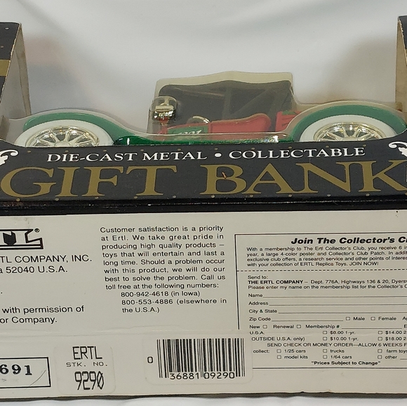 Ertl 1:25 1991 Ford Model T Runabout Car Christmas Locking Coin Bank Toy 9290 - Picture 7 of 7